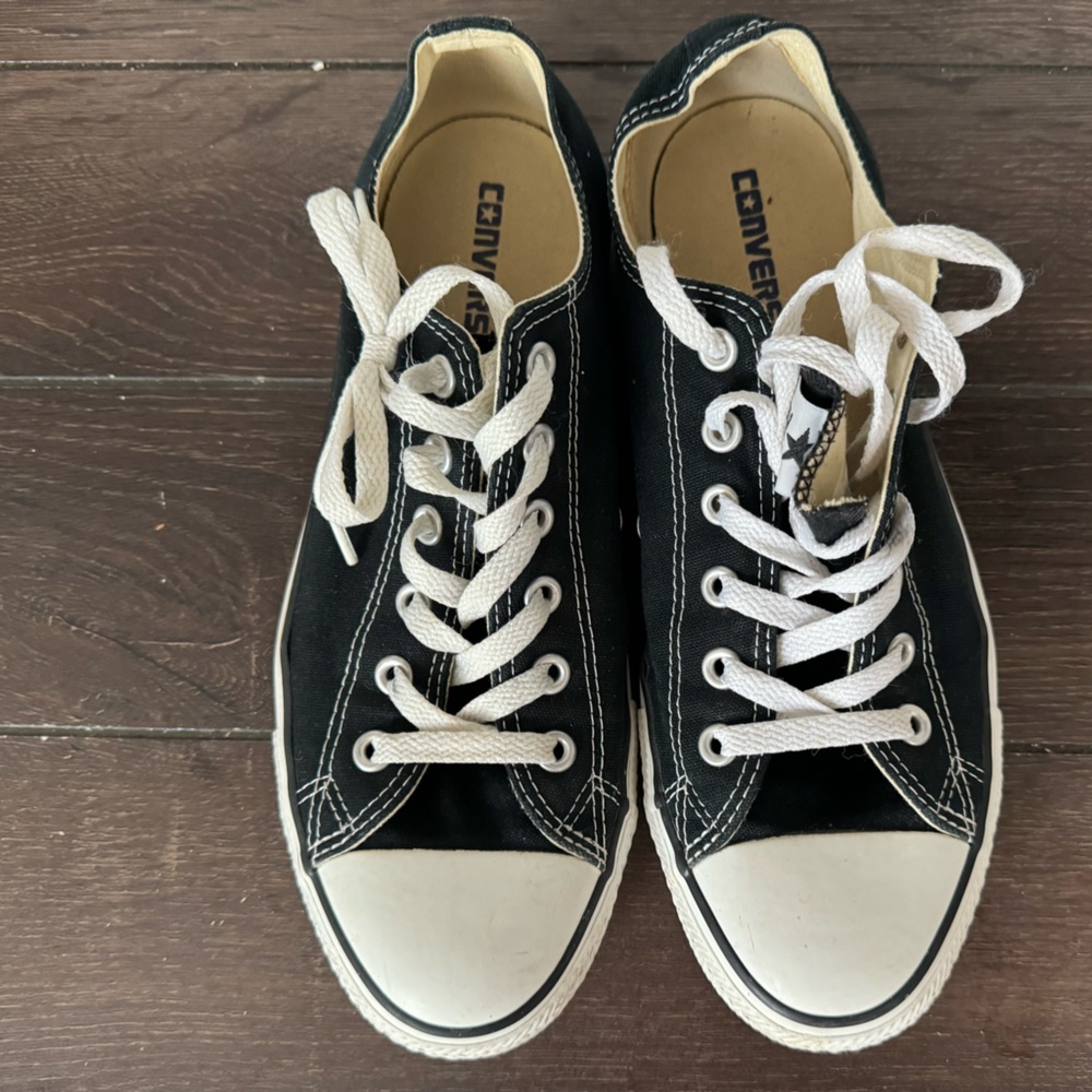 Converse Chuck Taylor Low Top